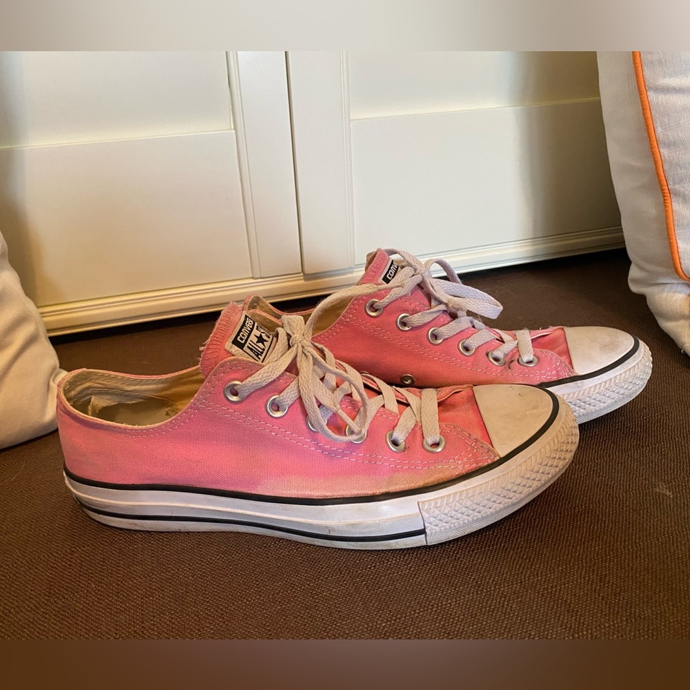 Pink Converse